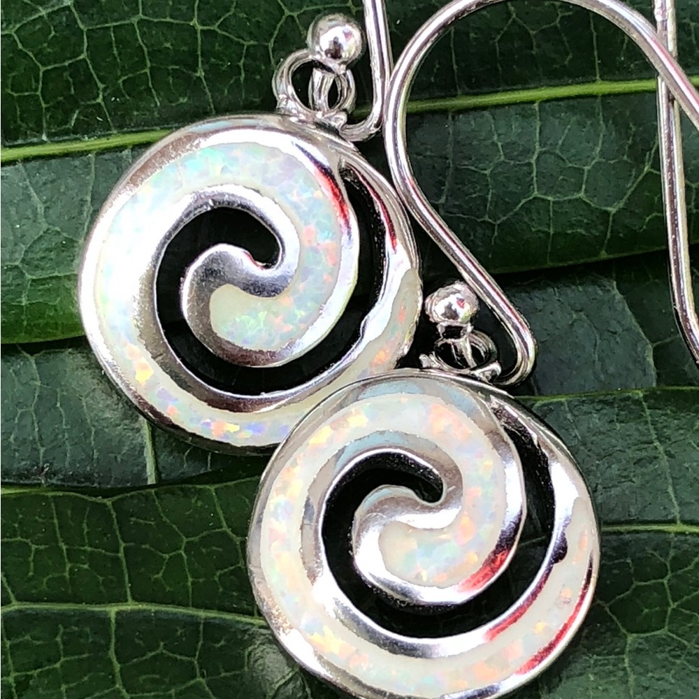 Shell Earrings - Picture 2 of 3